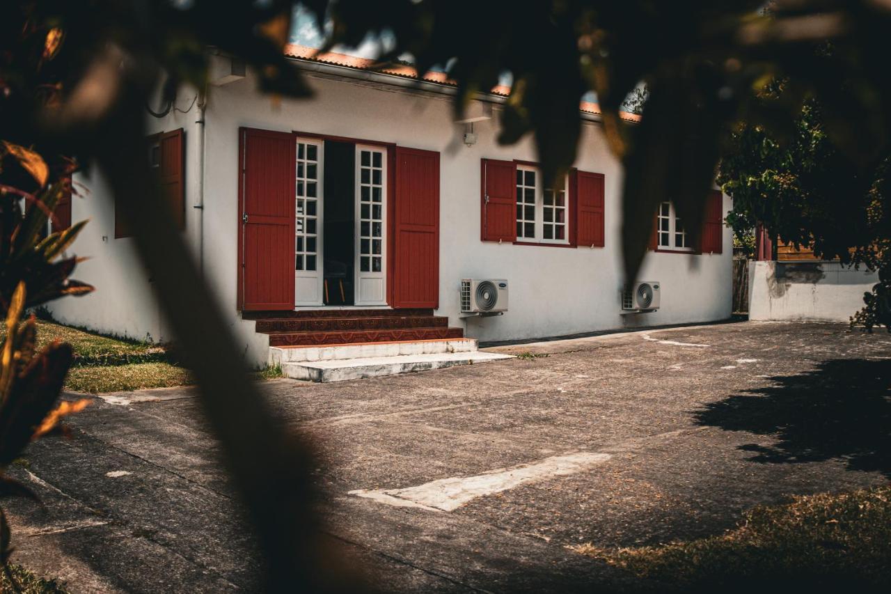 Gite Les Bananiers Saint-Joseph Exteriér fotografie