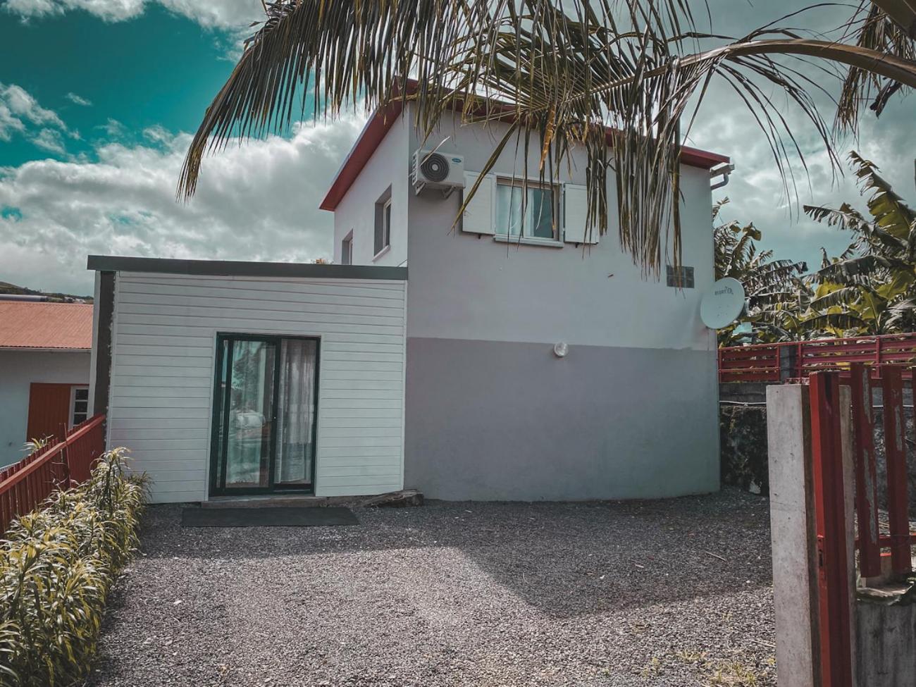 Gite Les Bananiers Saint-Joseph Exteriér fotografie